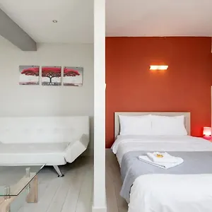 https://caravanserai-studio-2.hotels-of-thessaloniki.com