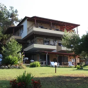 https://bambola-nea-moudania.hotelschalkidiki.net